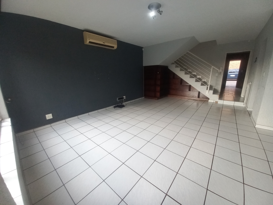 3 Bedroom Property for Sale in Croydon Gauteng