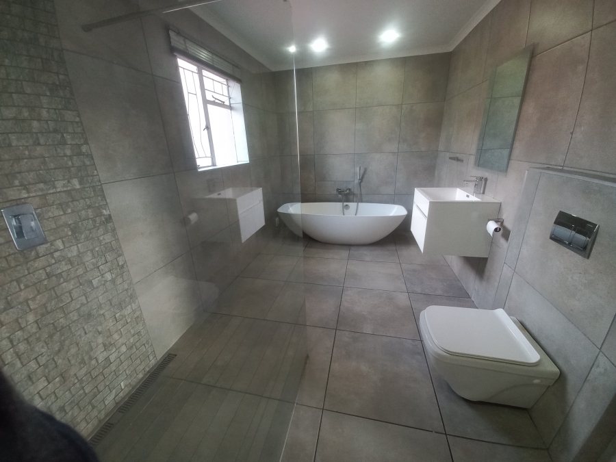 3 Bedroom Property for Sale in Croydon Gauteng