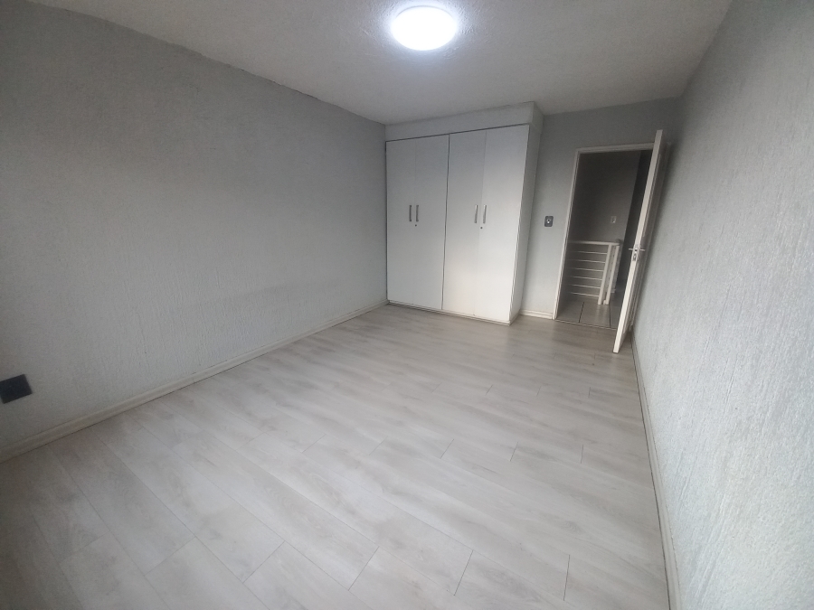 3 Bedroom Property for Sale in Croydon Gauteng