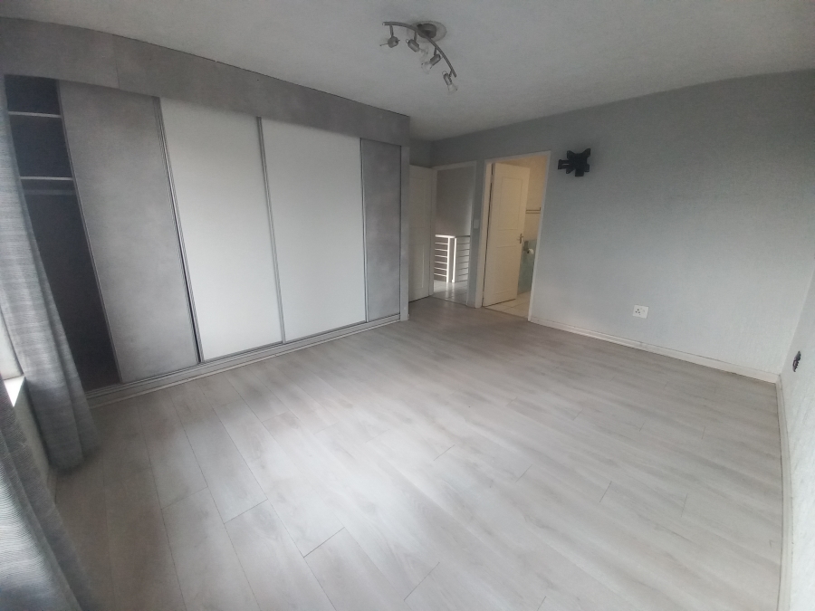 3 Bedroom Property for Sale in Croydon Gauteng