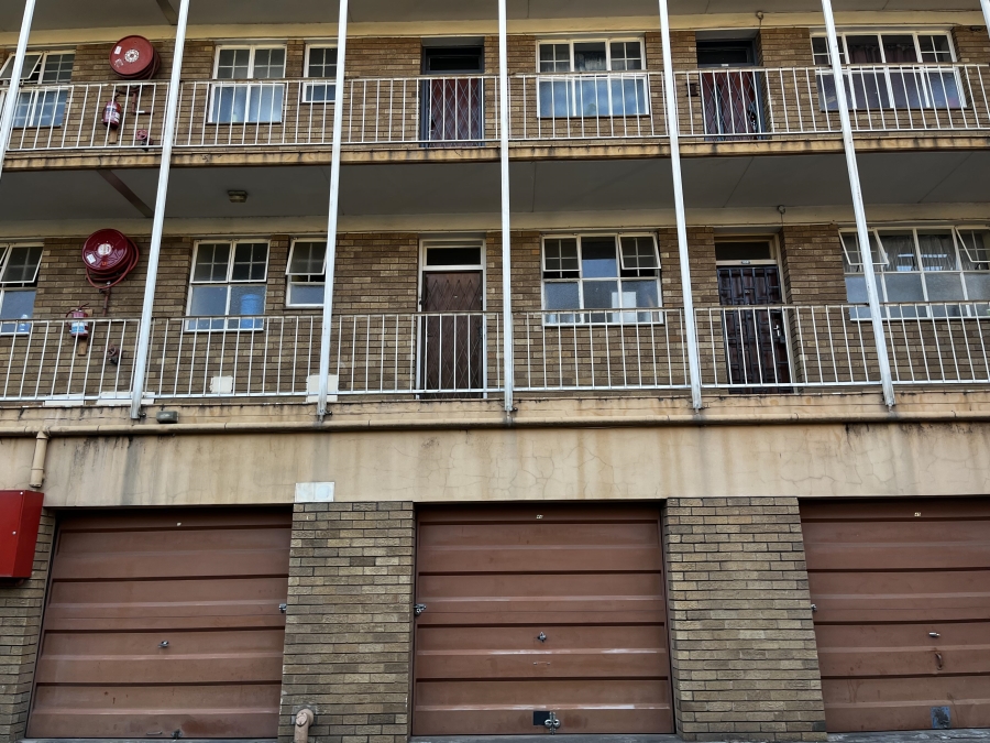 2 Bedroom Property for Sale in Sunnyside Gauteng