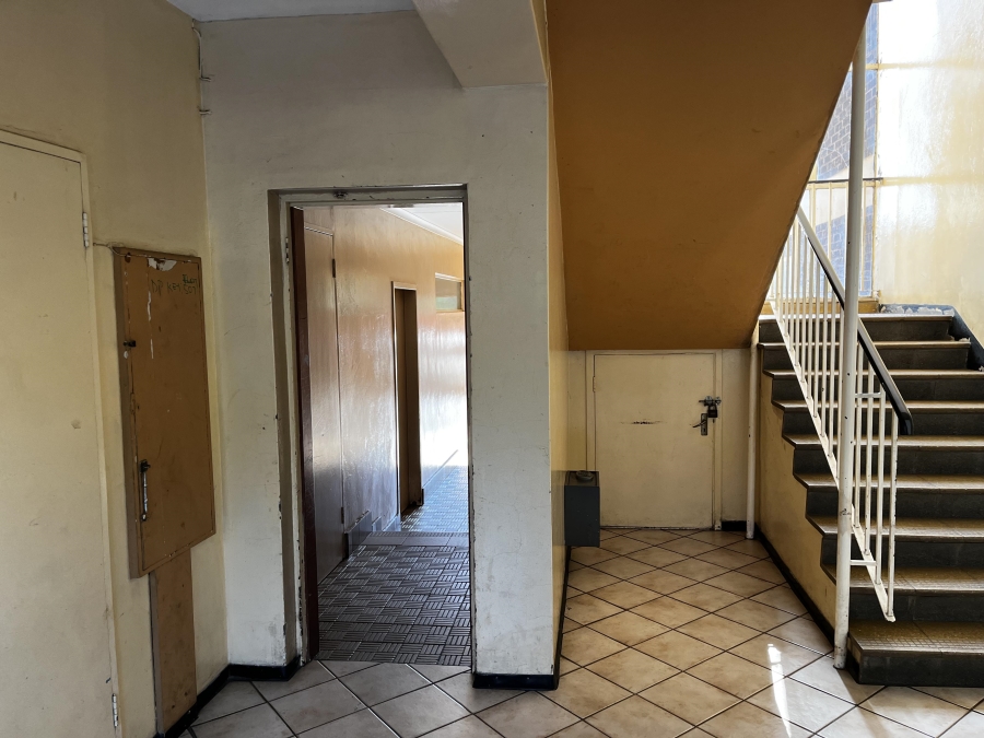 2 Bedroom Property for Sale in Sunnyside Gauteng