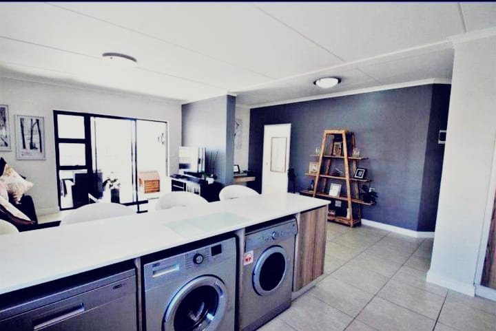 To Let 2 Bedroom Property for Rent in Linbro Park Gauteng