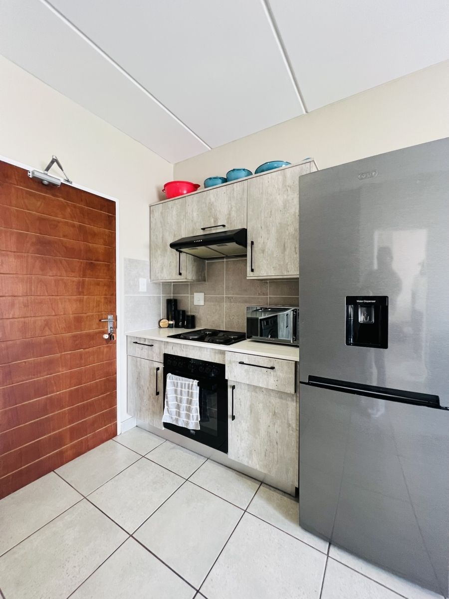 1 Bedroom Property for Sale in Whiteridge Gauteng