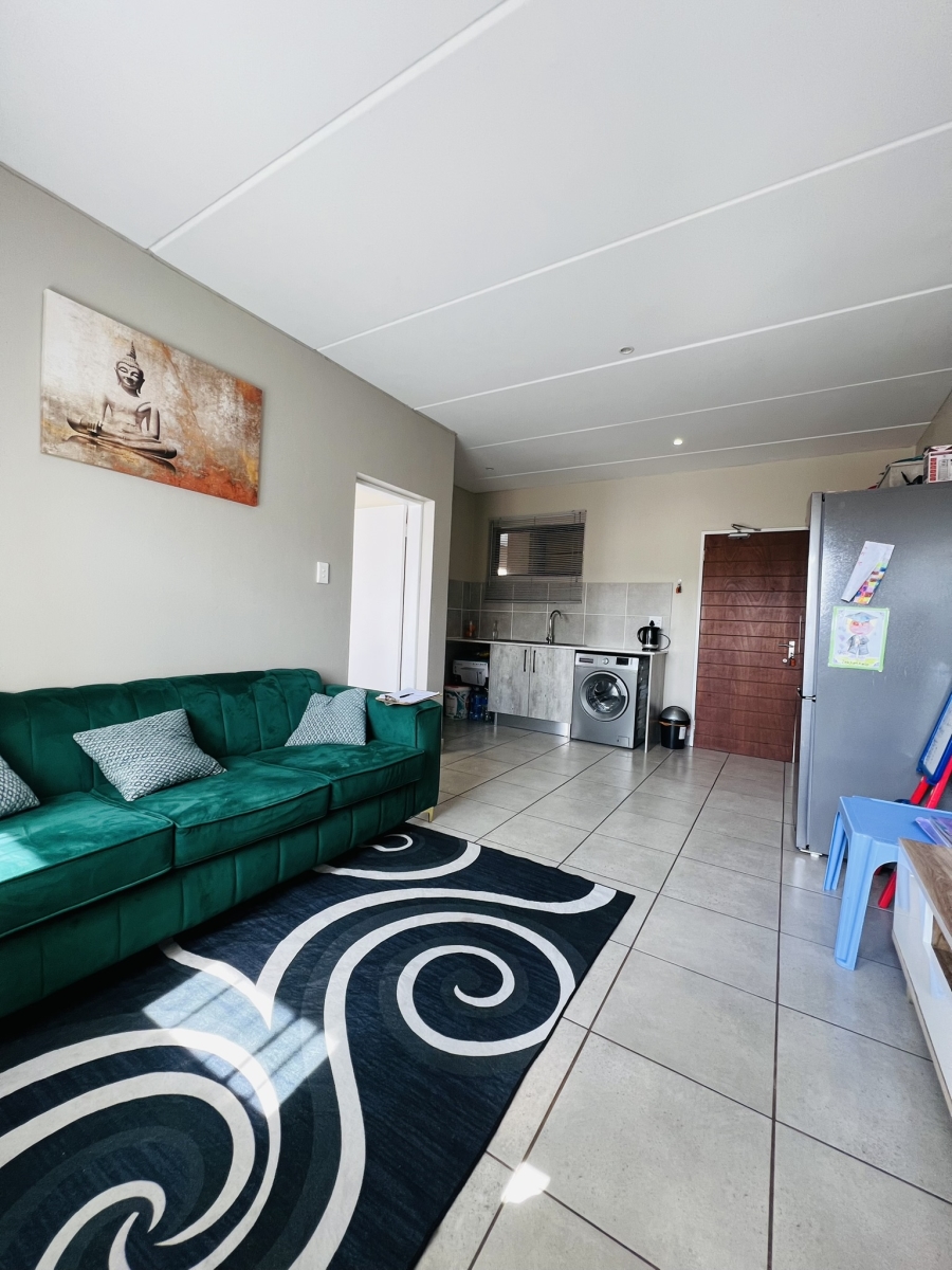1 Bedroom Property for Sale in Whiteridge Gauteng