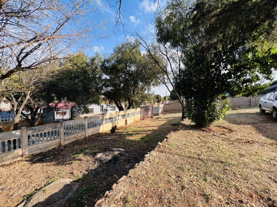 3 Bedroom Property for Sale in Lindhaven Gauteng