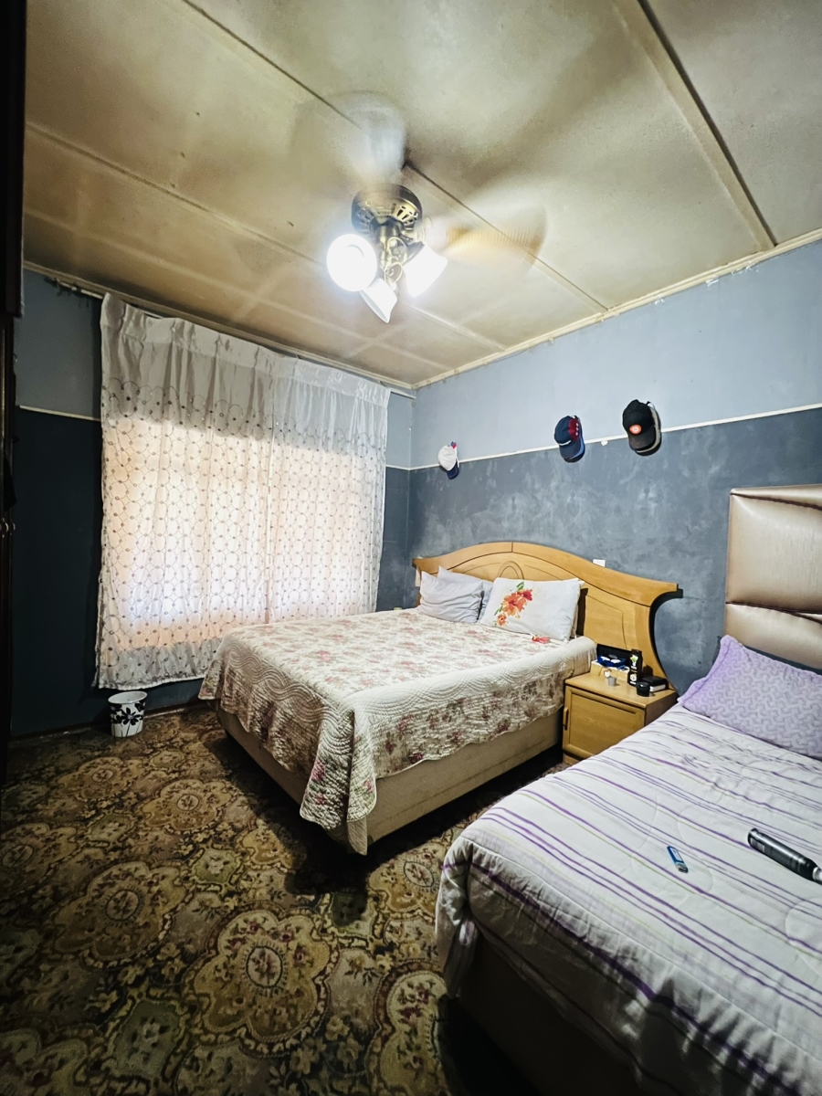 2 Bedroom Property for Sale in Crosby Gauteng