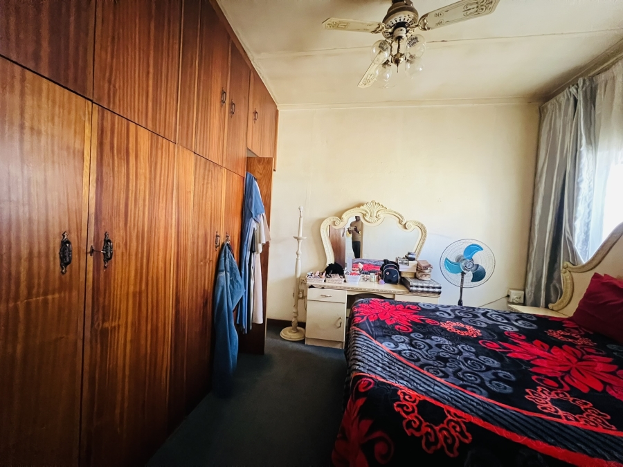 2 Bedroom Property for Sale in Crosby Gauteng