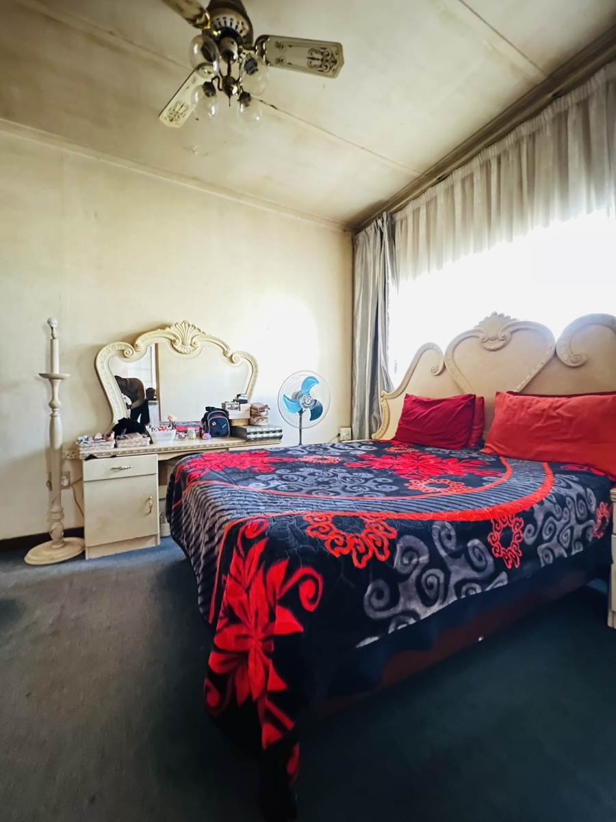 2 Bedroom Property for Sale in Crosby Gauteng
