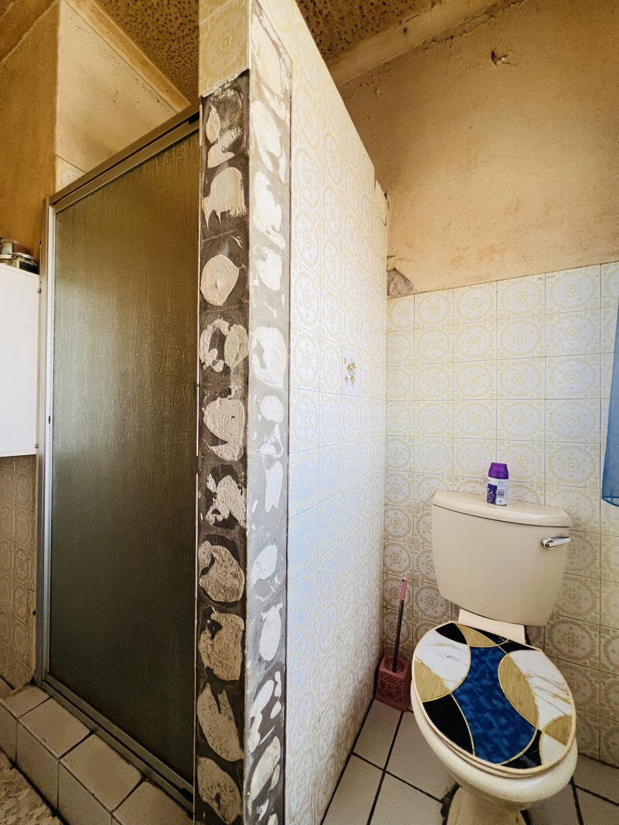 2 Bedroom Property for Sale in Crosby Gauteng