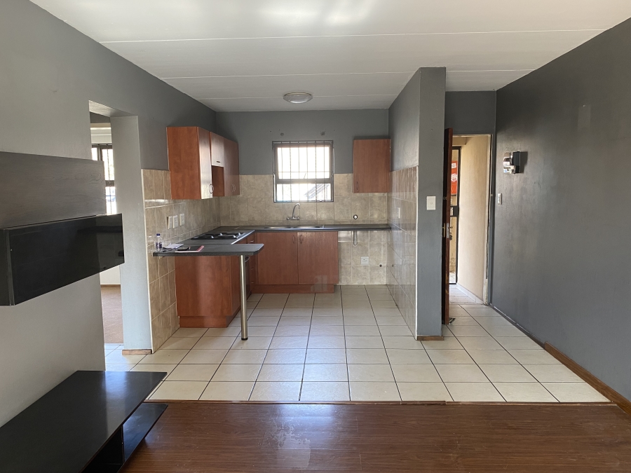2 Bedroom Property for Sale in Parkrand Gauteng