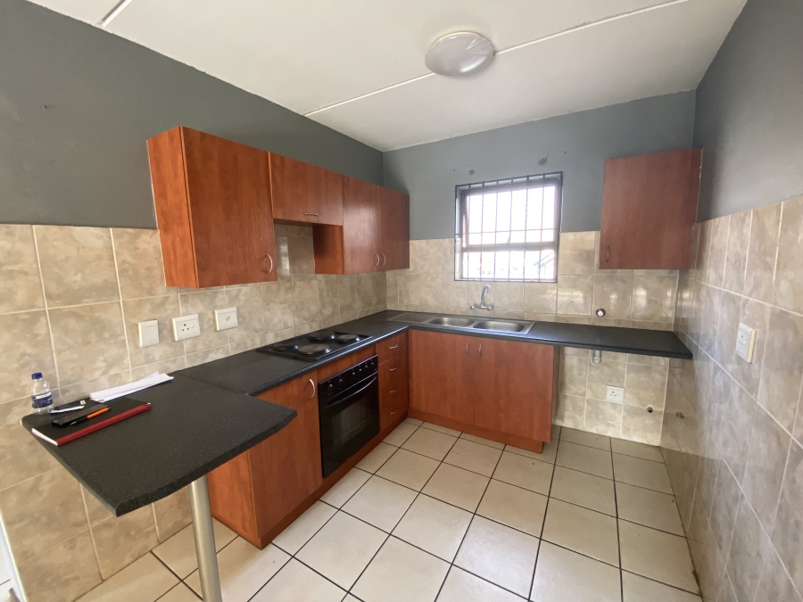 2 Bedroom Property for Sale in Parkrand Gauteng