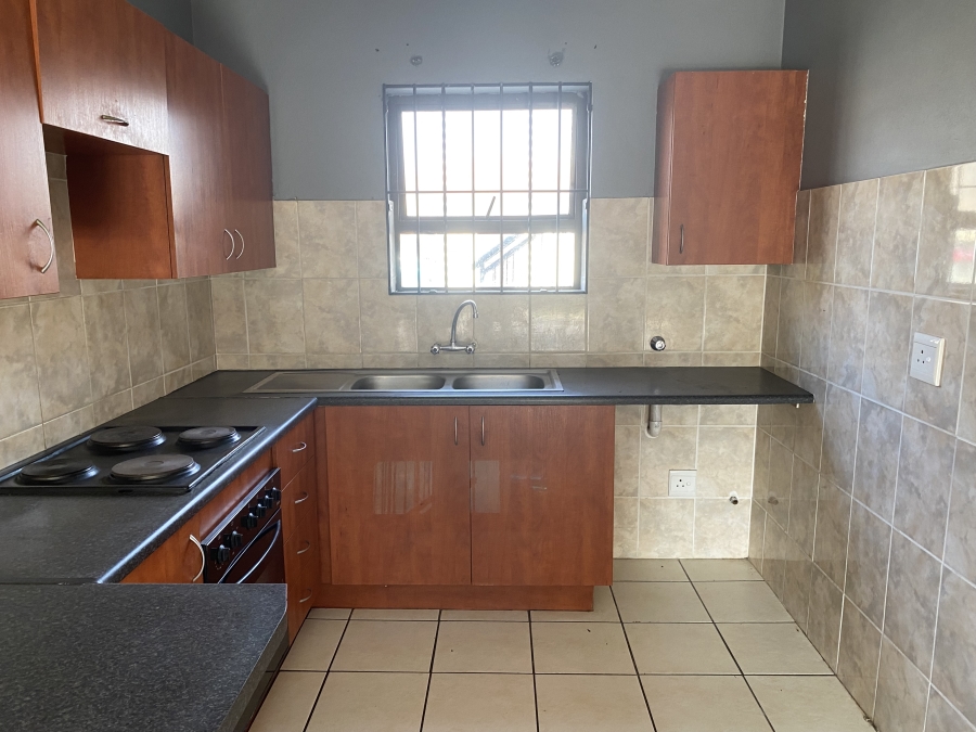 2 Bedroom Property for Sale in Parkrand Gauteng