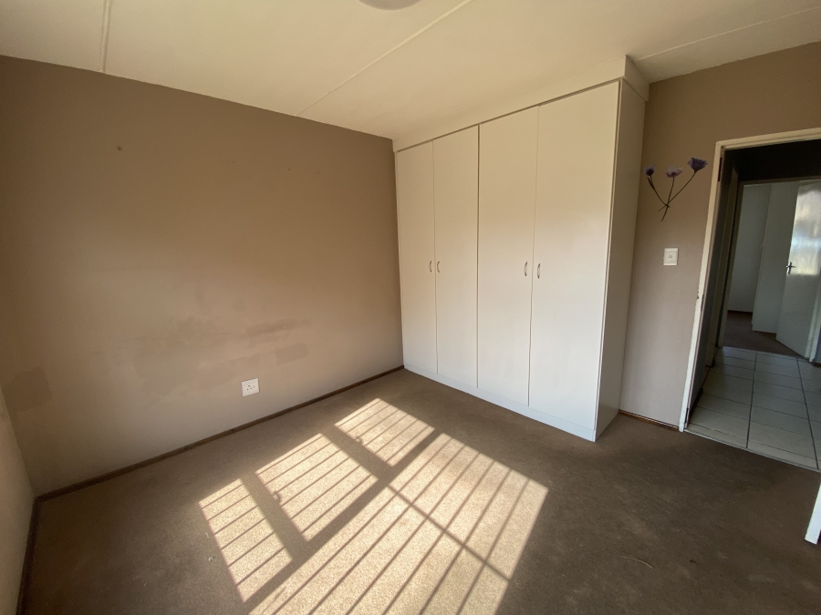 2 Bedroom Property for Sale in Parkrand Gauteng