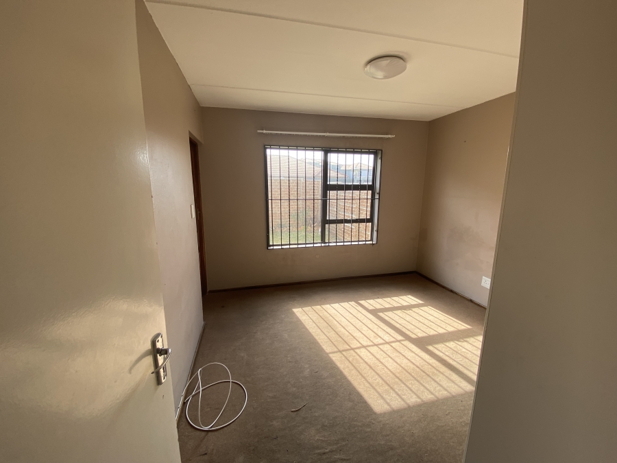 2 Bedroom Property for Sale in Parkrand Gauteng