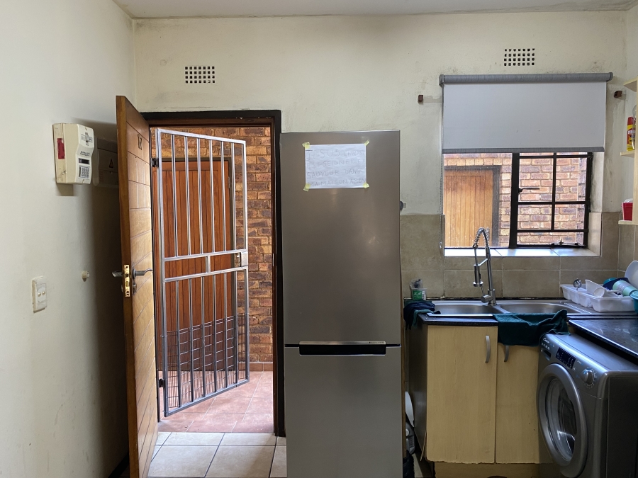 2 Bedroom Property for Sale in Sonneveld Gauteng