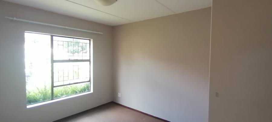 2 Bedroom Property for Sale in Amorosa Gauteng