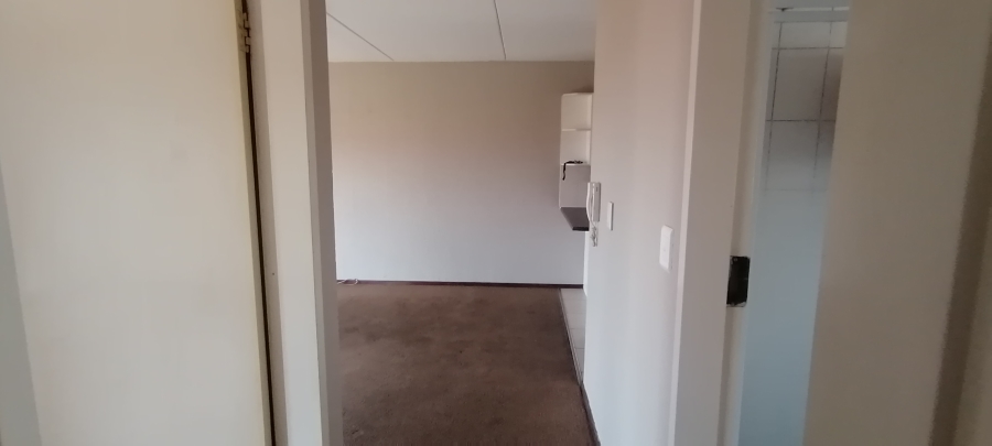 2 Bedroom Property for Sale in Amorosa Gauteng