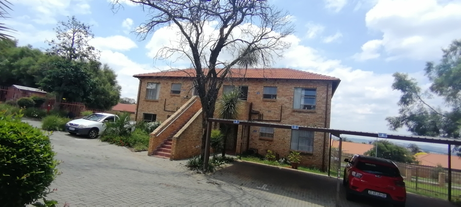 2 Bedroom Property for Sale in Amorosa Gauteng