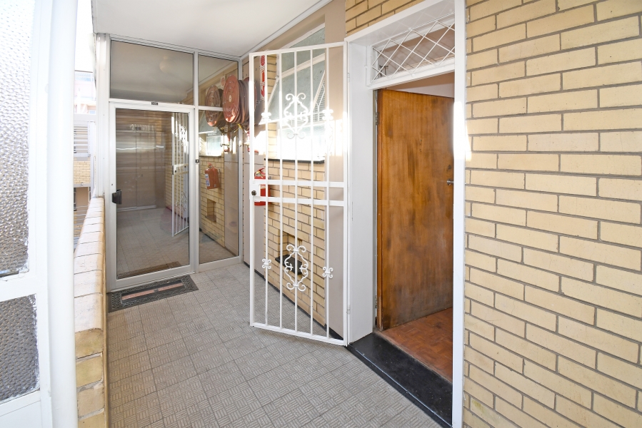 1 Bedroom Property for Sale in Houghton Estate Gauteng