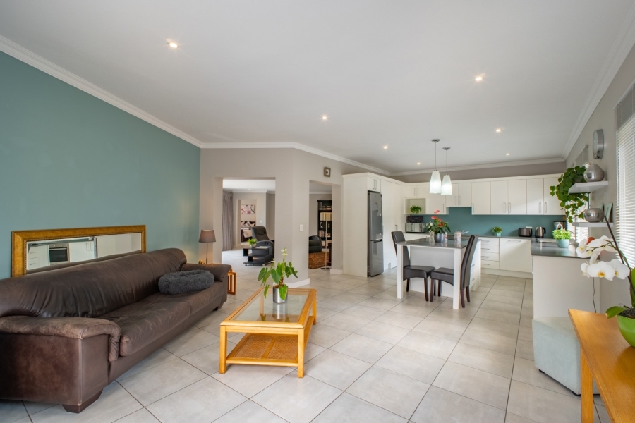 7 Bedroom Property for Sale in Bryanston Gauteng