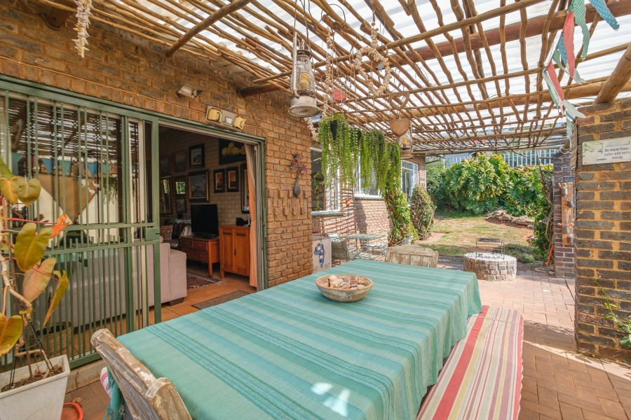 4 Bedroom Property for Sale in Helderkruin Gauteng