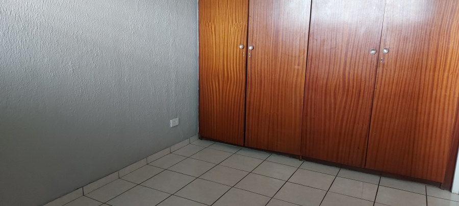 2 Bedroom Property for Sale in Impala Park Gauteng
