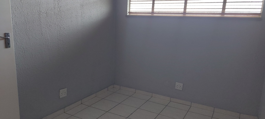 2 Bedroom Property for Sale in Impala Park Gauteng