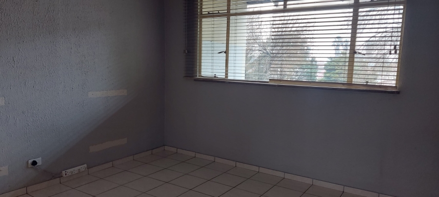 2 Bedroom Property for Sale in Impala Park Gauteng