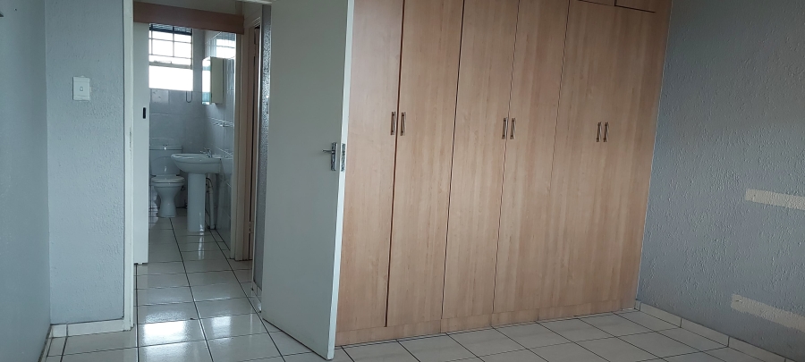 2 Bedroom Property for Sale in Impala Park Gauteng