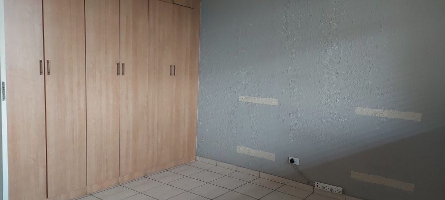 2 Bedroom Property for Sale in Impala Park Gauteng
