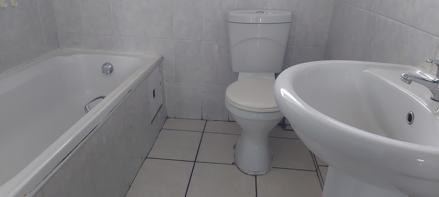 2 Bedroom Property for Sale in Impala Park Gauteng