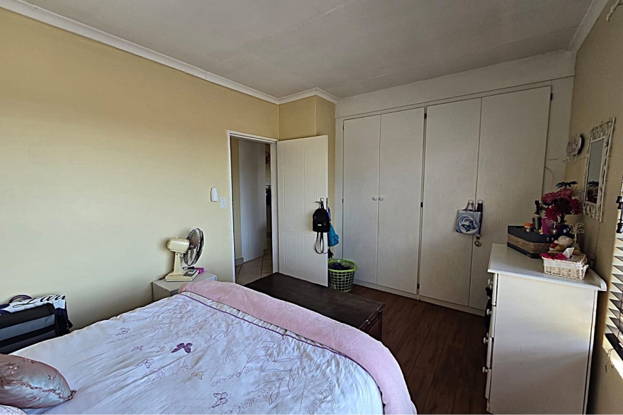 2 Bedroom Property for Sale in Magalieskruin Gauteng