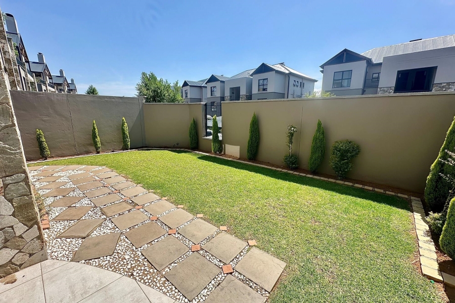 To Let 3 Bedroom Property for Rent in The Polofields Gauteng