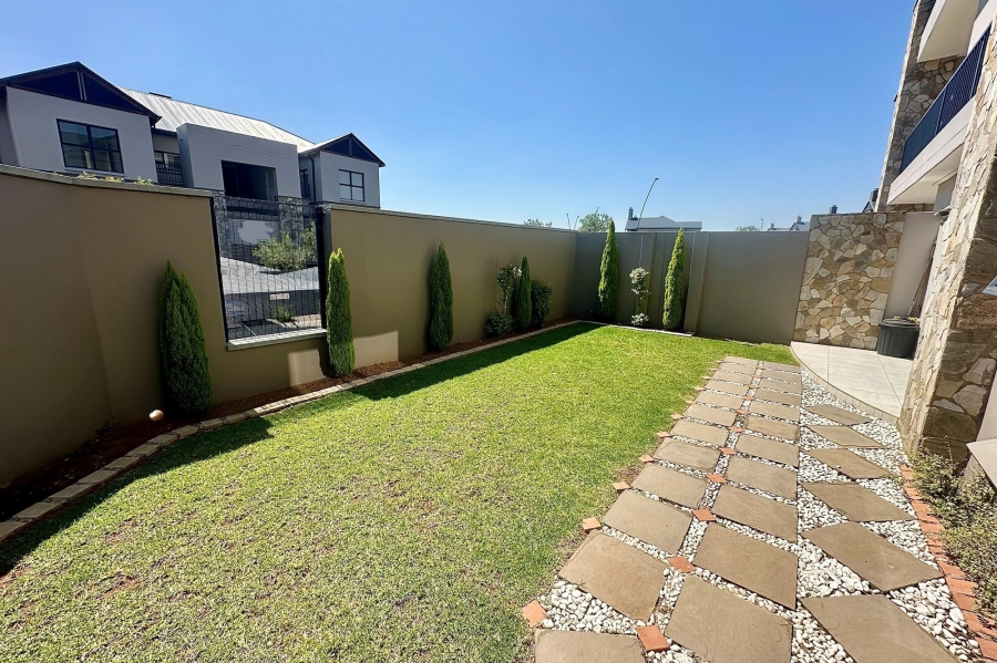 To Let 3 Bedroom Property for Rent in The Polofields Gauteng
