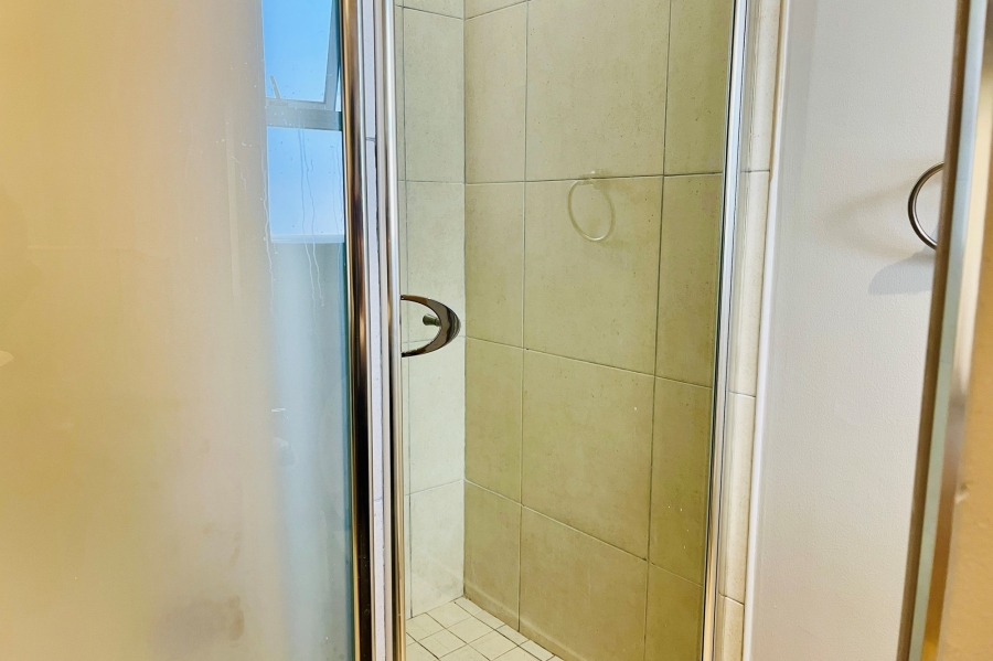 To Let 2 Bedroom Property for Rent in Morningside Gauteng