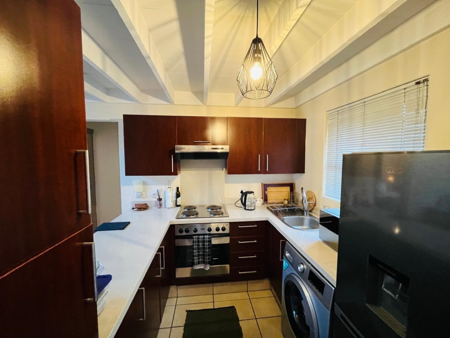 2 Bedroom Property for Sale in Sunninghill Gauteng