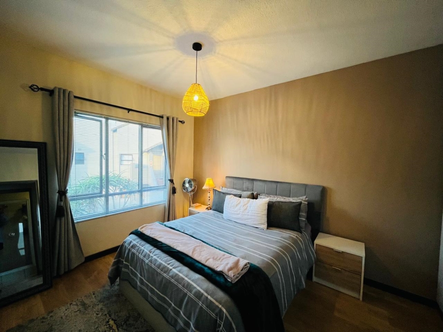 2 Bedroom Property for Sale in Sunninghill Gauteng