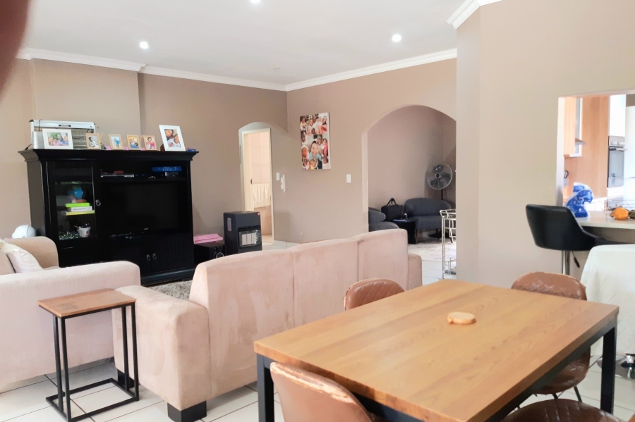 3 Bedroom Property for Sale in Fourways Gauteng