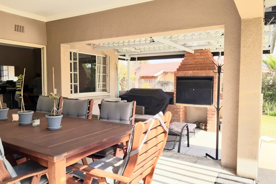 3 Bedroom Property for Sale in Fourways Gauteng