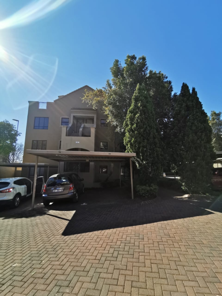 To Let 1 Bedroom Property for Rent in Lonehill Gauteng