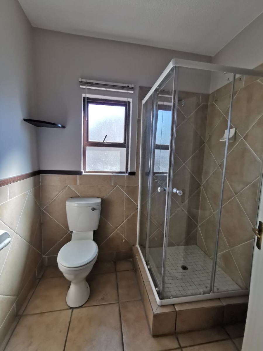 To Let 1 Bedroom Property for Rent in Lonehill Gauteng