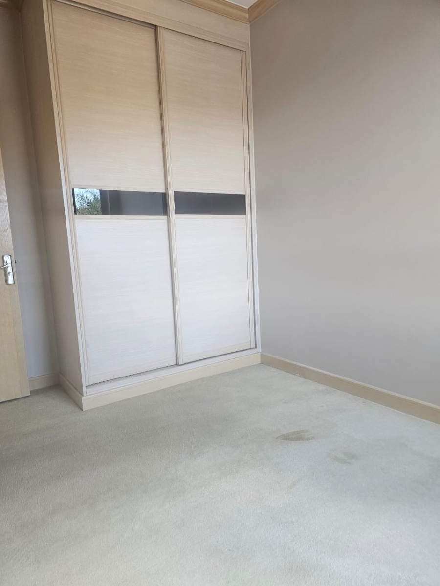 To Let 2 Bedroom Property for Rent in Broadacres Gauteng