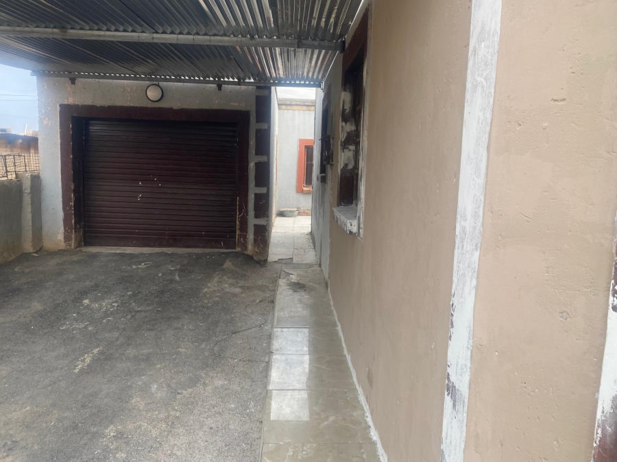 2 Bedroom Property for Sale in Mamelodi West Gauteng