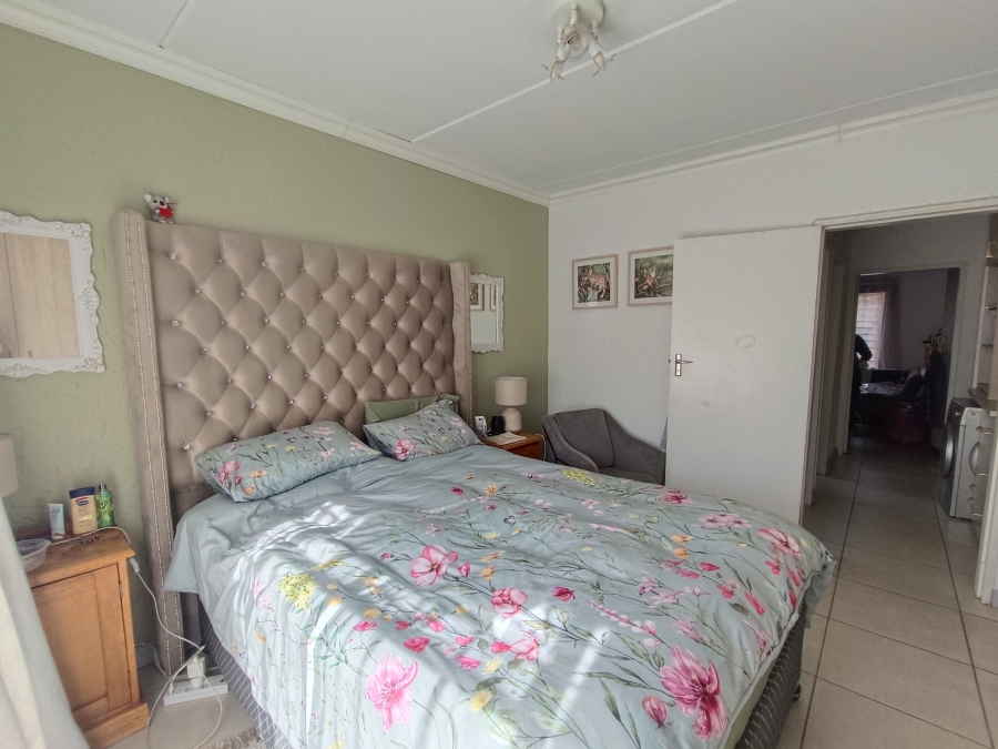 2 Bedroom Property for Sale in Clubview Gauteng