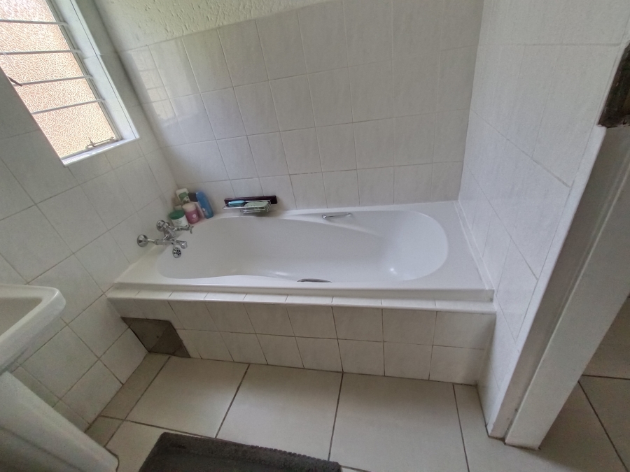 2 Bedroom Property for Sale in Clubview Gauteng
