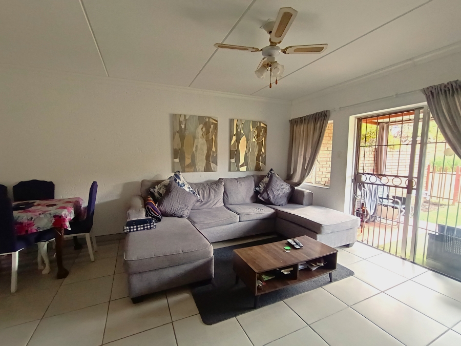 2 Bedroom Property for Sale in Clubview Gauteng