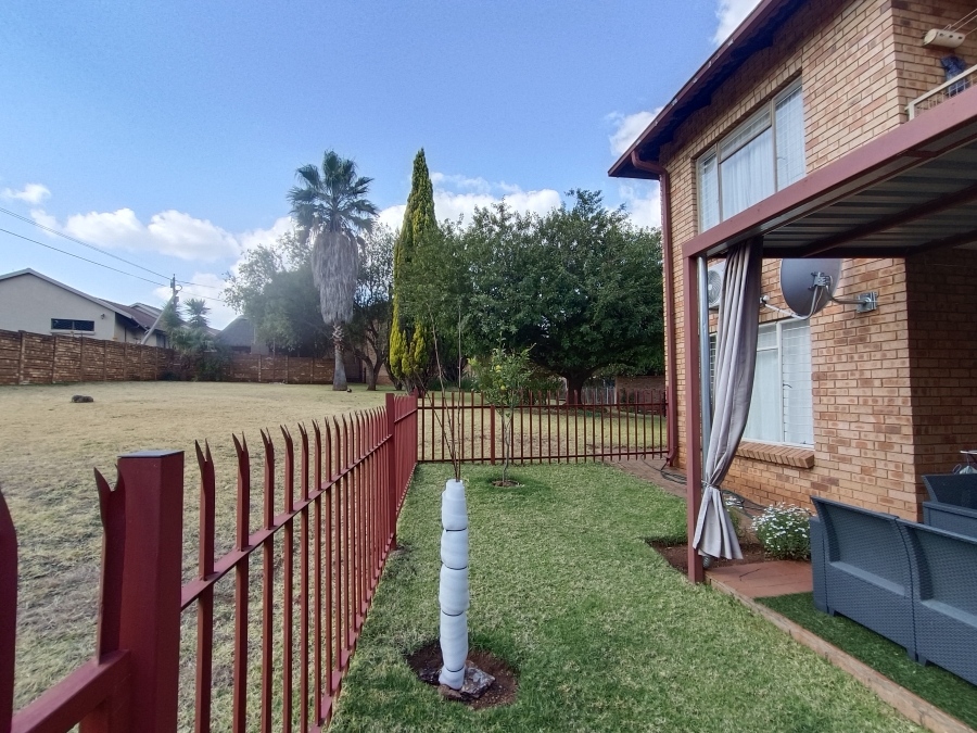 2 Bedroom Property for Sale in Clubview Gauteng