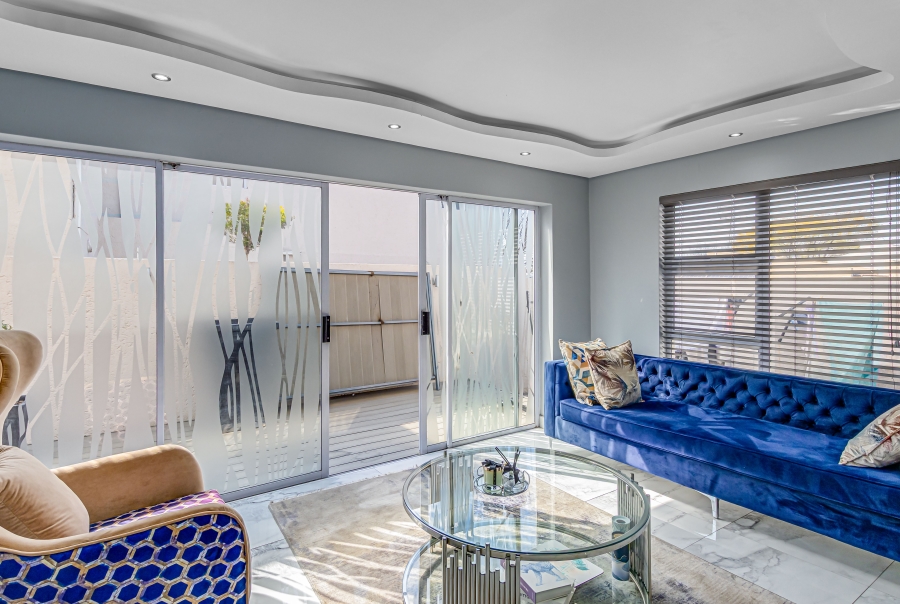 5 Bedroom Property for Sale in Buccleuch Gauteng