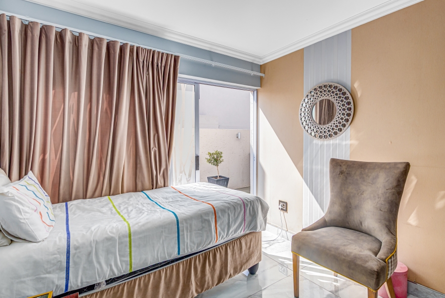 5 Bedroom Property for Sale in Buccleuch Gauteng